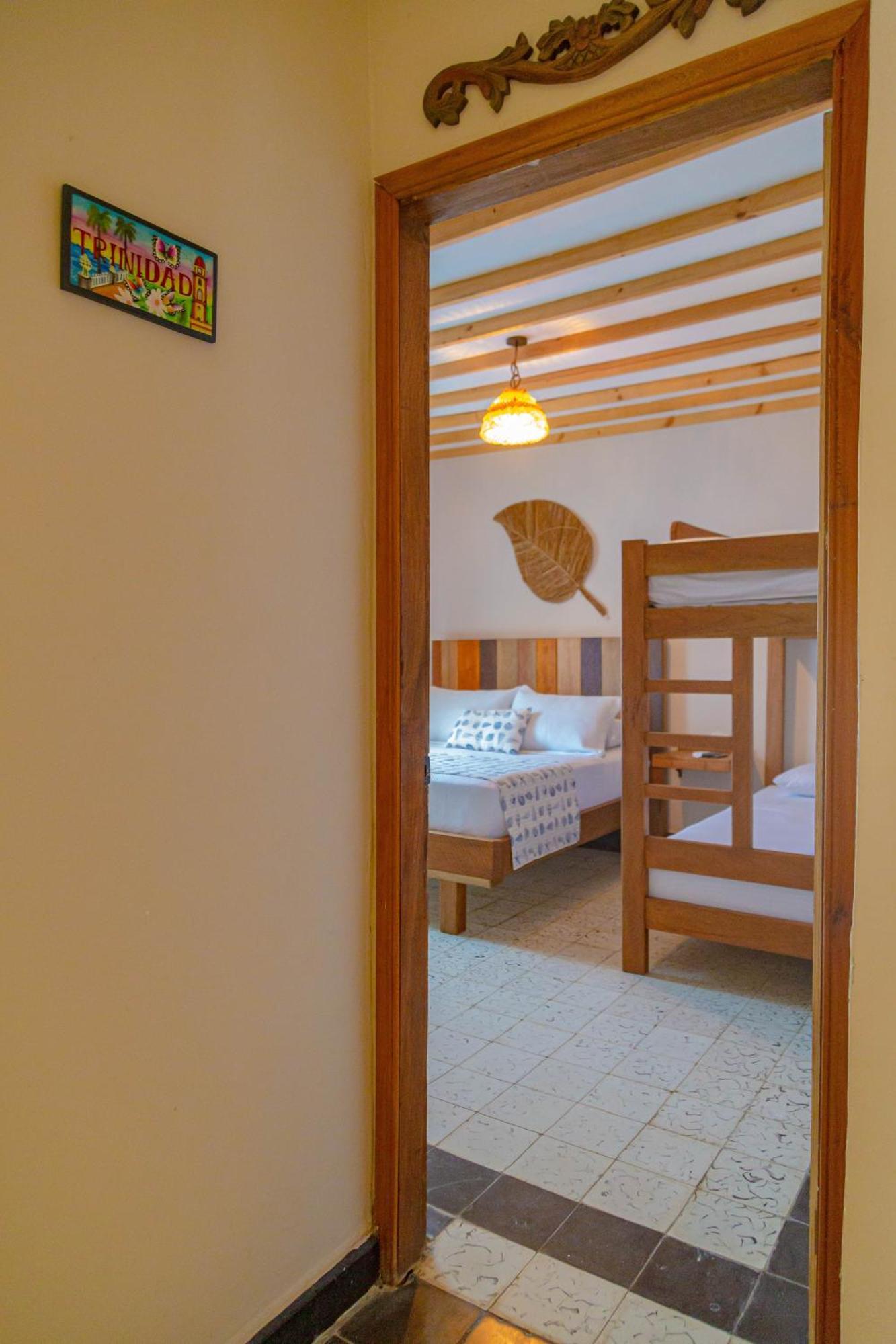 Colonial Beach Airport Hotel Cartagena Exterior photo